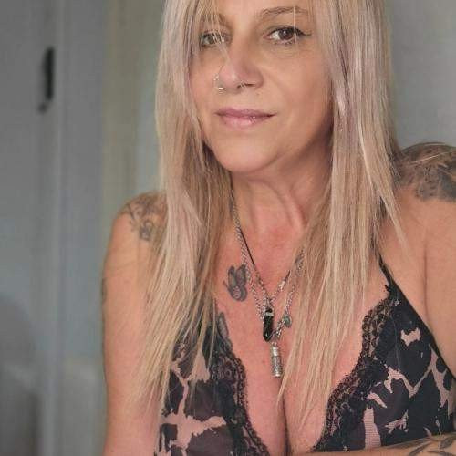 Horny escort for fun tonight